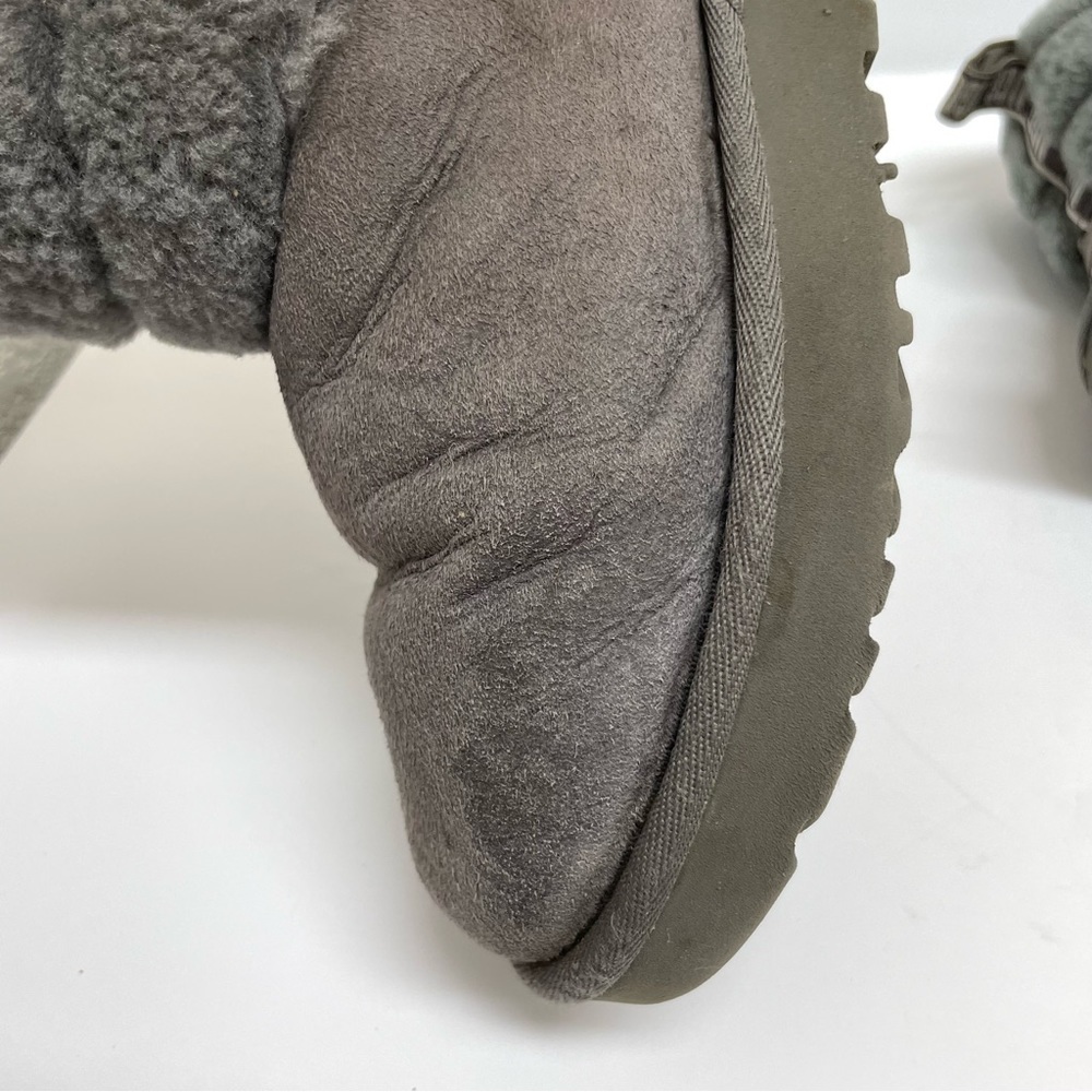 Ugg Fluff Quilted Classic mini boots sz 7 - Picture 9 of 16